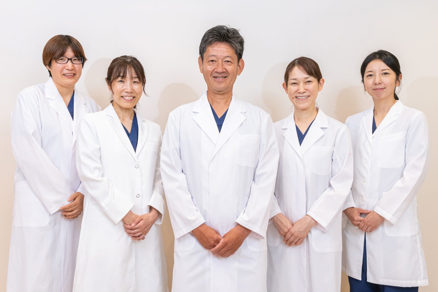 桂駅前Mihara Clinic 医師集合写真